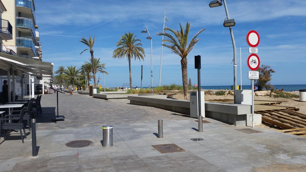 Apartamento Calafell Playa Eksteriør bilde